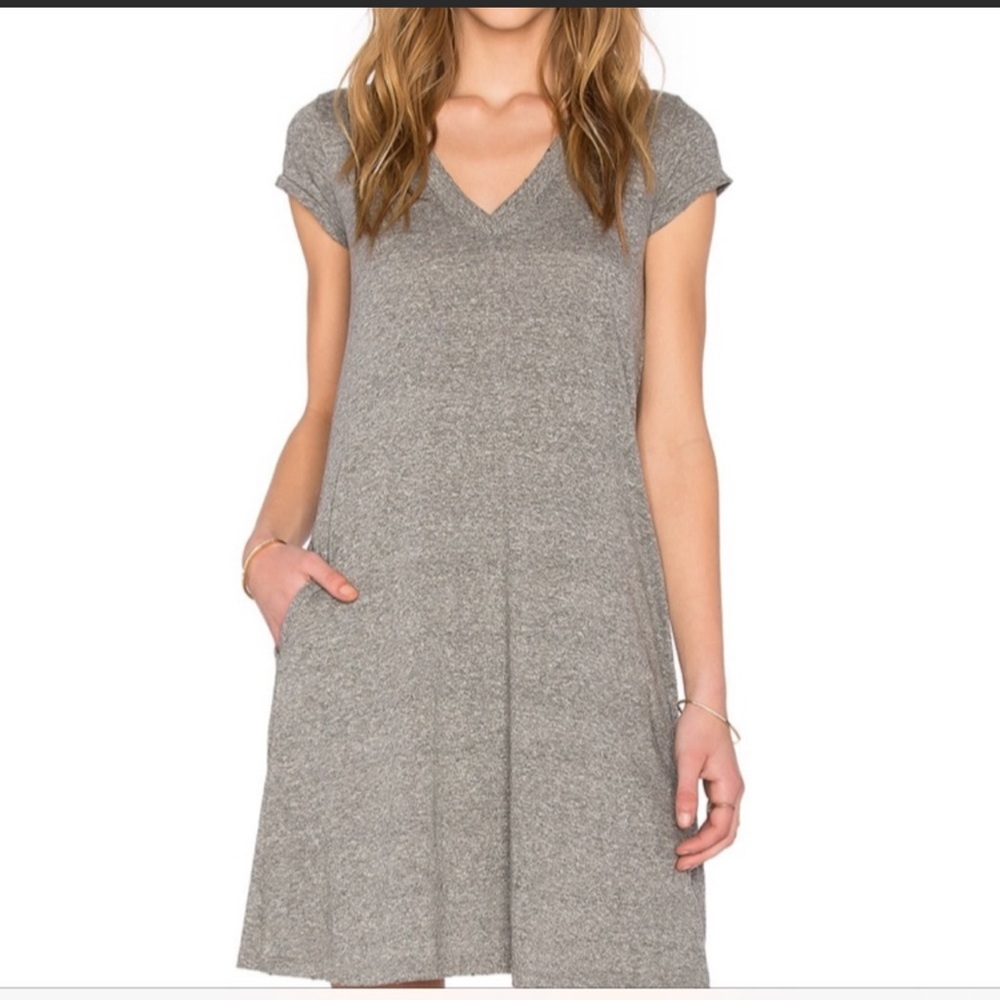 Current/Elliot Trapeze Dress Heather Gray Small pockets tee shirt v neck